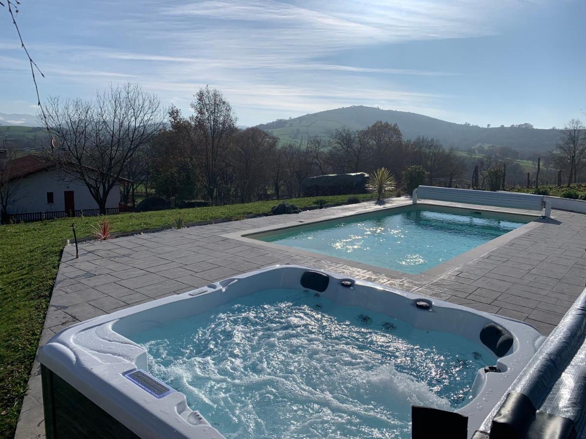 Studio Laina Avec Piscine, Spa Optionnel Irissarry Eksteriør bilde